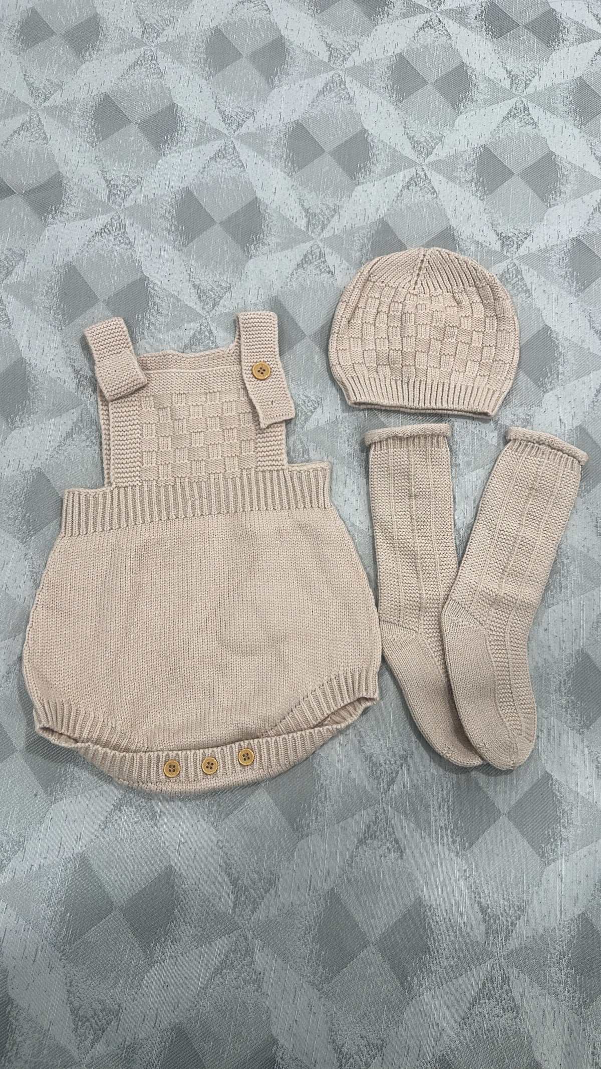Personalized Baby Knit Gift Set 🤎