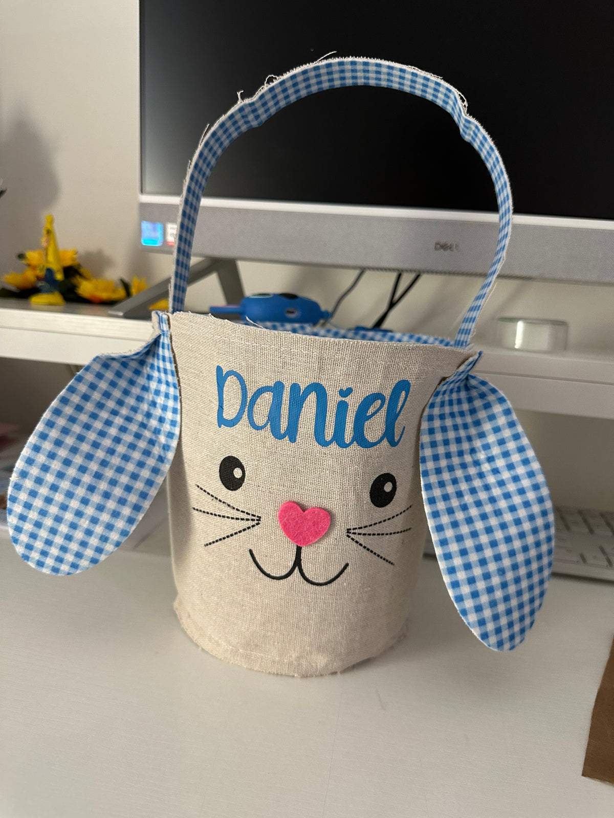 Easter básquet